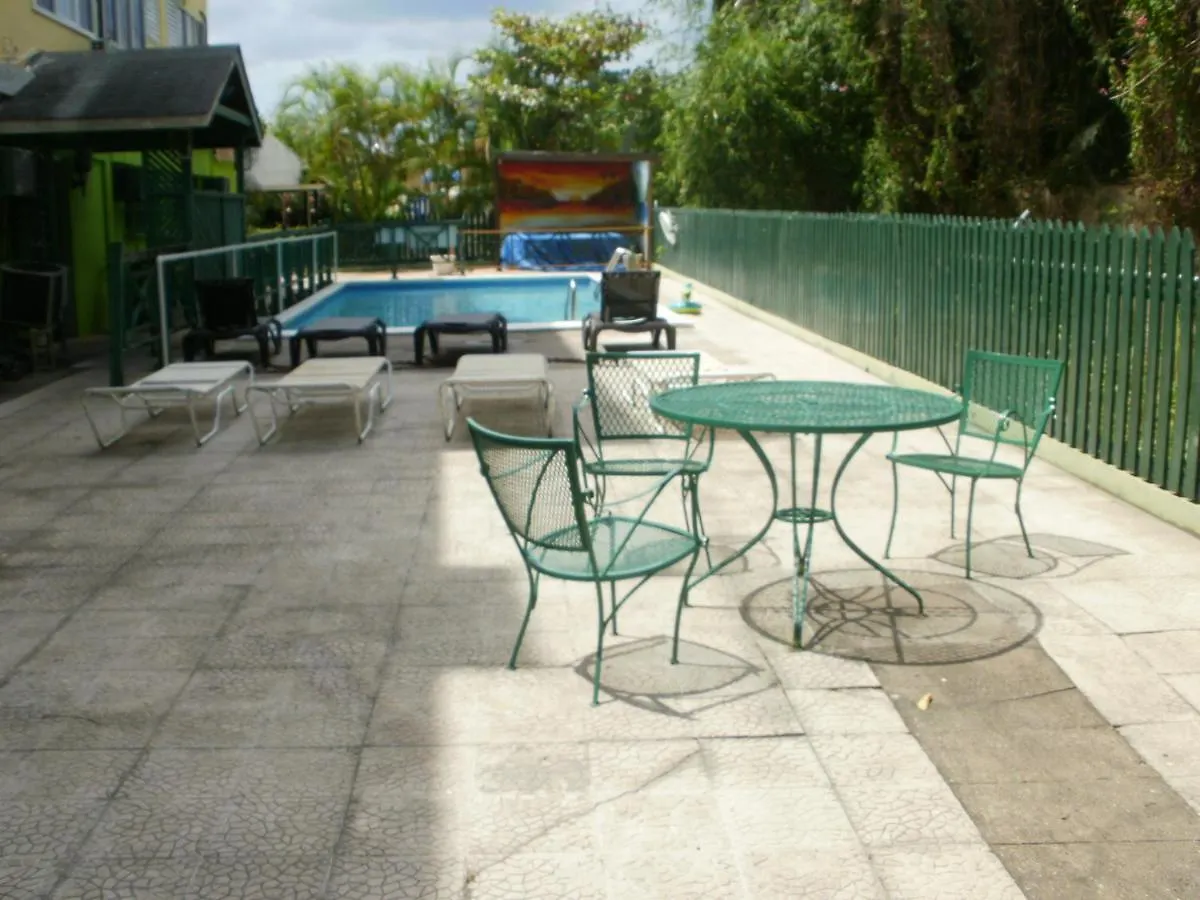 Pineapple Court Hotel Ocho Rios